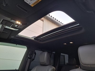 صورة 30 لـ 2025 Lexus GX