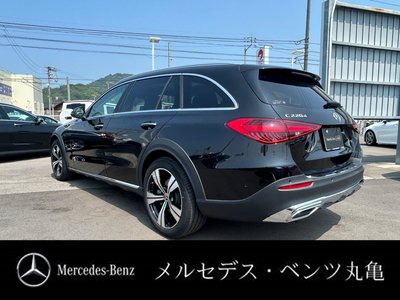 2024 Mercedes-BENZ C-CLASS photo 2