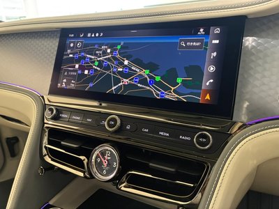 2025 Bentley FLYING SPUR — фото 14