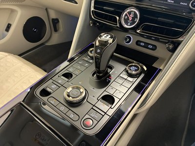 2025 Bentley FLYING SPUR — фото 13