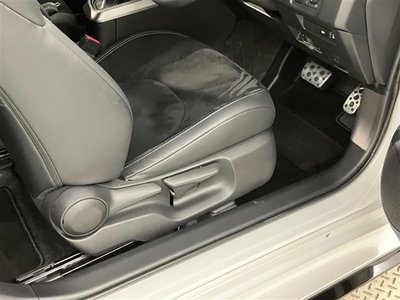 صورة 33 لـ 2024 Toyota GR YARIS