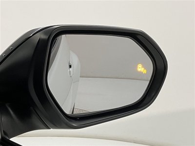 صورة 26 لـ 2024 Toyota GR YARIS