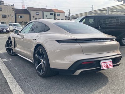 صورة 54 لـ 2020 Porsche TAYCAN