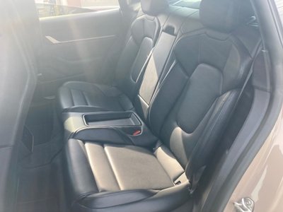 صورة 69 لـ 2020 Porsche TAYCAN