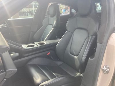 صورة 67 لـ 2020 Porsche TAYCAN