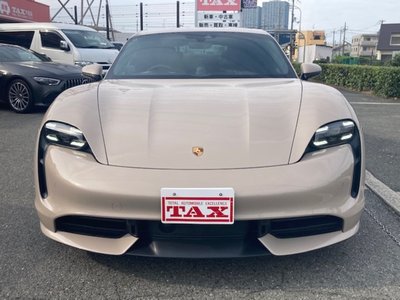 صورة 3 لـ 2020 Porsche TAYCAN