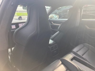 صورة 68 لـ 2020 Porsche TAYCAN