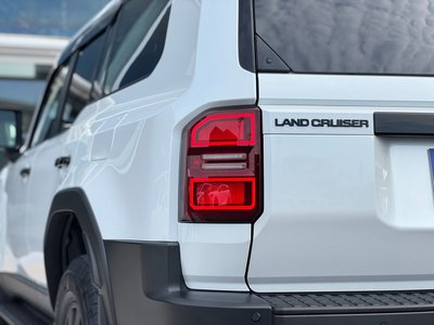 2024 Toyota LAND CRUISER 250 photo 39