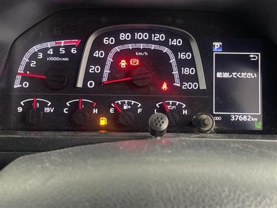 2024 Toyota LAND CRUISER 70 — миниатюра 12