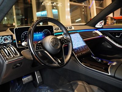 2022 Mercedes-BENZ S-CLASS MAYBACH photo 3