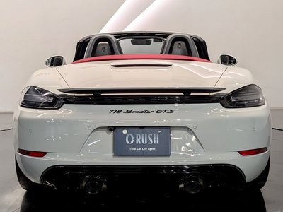 صورة مصغرة 5 لـ 2023 Porsche 718
