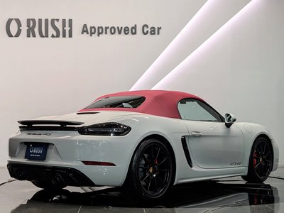 صورة مصغرة 12 لـ 2023 Porsche 718