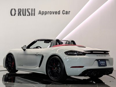 صورة مصغرة 6 لـ 2023 Porsche 718