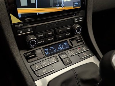 صورة مصغرة 20 لـ 2023 Porsche 718