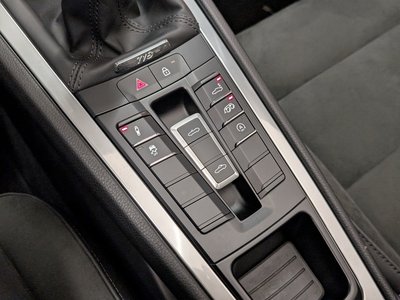 صورة مصغرة 30 لـ 2023 Porsche 718