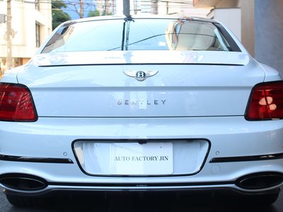 2020 Bentley FLYING SPUR — фото 8