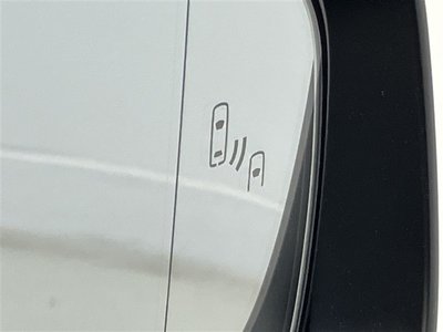 صورة 18 لـ 2024 Toyota CROWN SPORT