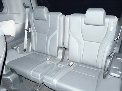 2025 Lexus LM photo 14