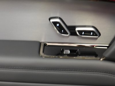 2025 LAND Rover RANGE ROVER SPORT thumbnail 24