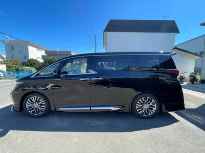 2025 Toyota ALPHARD — фото 26