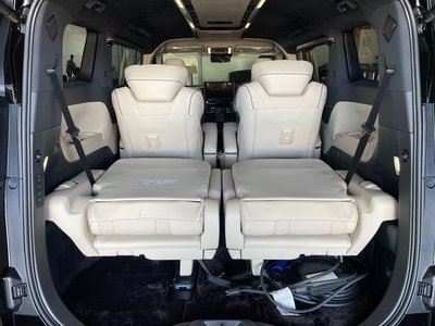 2025 Toyota ALPHARD — фото 36