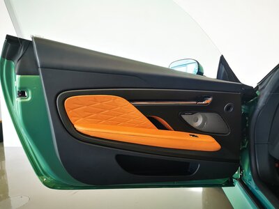 2023 Aston Martin DB12 照片 34
