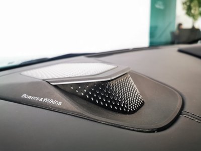 2023 Aston Martin DB12 照片 22