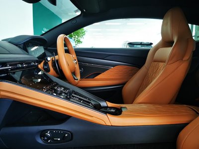2023 Aston Martin DB12 照片 25