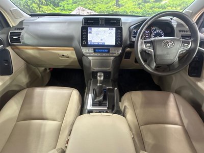 2022 Toyota LAND CRUISER PRADO 照片 2