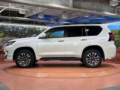 2022 Toyota LAND CRUISER PRADO 照片 33