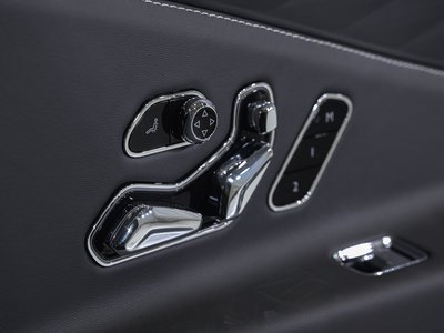 2025 Bentley FLYING SPUR — миниатюра 36
