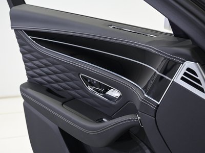 2025 Bentley FLYING SPUR — миниатюра 11