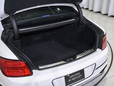 2025 Bentley FLYING SPUR — миниатюра 9