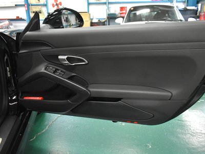 2015 Porsche BOXSTER thumbnail 25