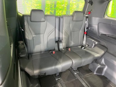 2025 Toyota ALPHARD — фото 10