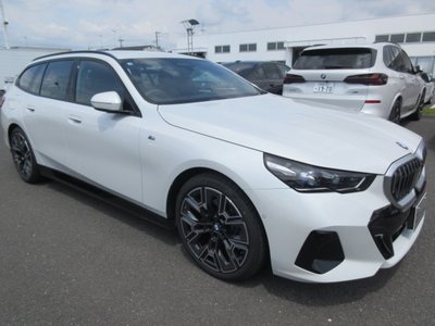 2025 BMW 5 SERIES TOURING 照片 5