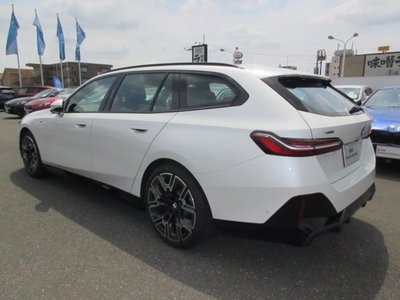 2025 BMW 5 SERIES TOURING 照片 9