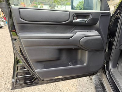 2024 Toyota LAND CRUISER 250 thumbnail 75