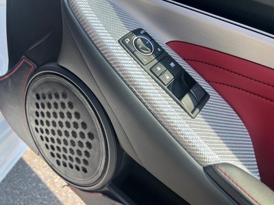 2019 Lexus RC F thumbnail 20