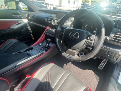 2019 Lexus RC F thumbnail 17