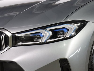2026 BMW 3 SERIES photo 5