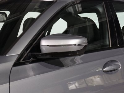 2026 BMW 3 SERIES photo 7