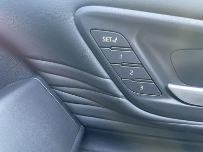 2025 Toyota ALPHARD — фото 34
