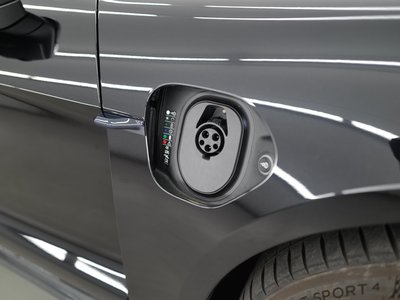 2021 Porsche TAYCAN 照片 60
