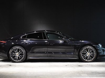 2021 Porsche TAYCAN 照片 53