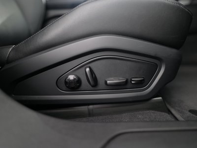 2021 Porsche TAYCAN 照片 10