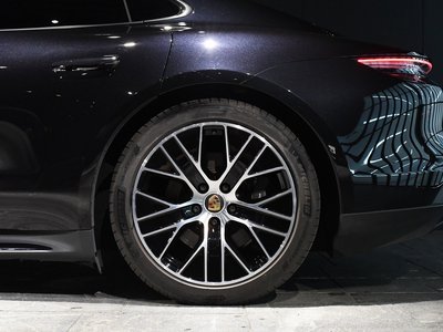 2021 Porsche TAYCAN 照片 52