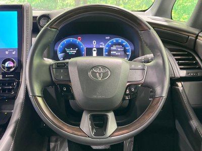 2025 Toyota ALPHARD — фото 14