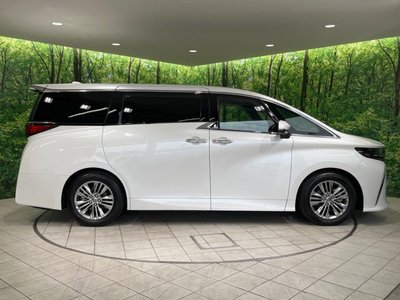 2025 Toyota ALPHARD — фото 30