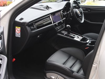 2024 Porsche MACAN — фото 19
